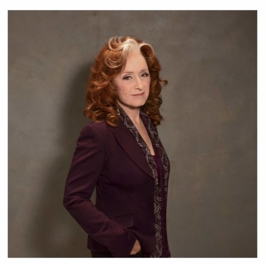 Purple Jacket Bonnie Raitt 8791 (final) Photo By Shervin Lainez